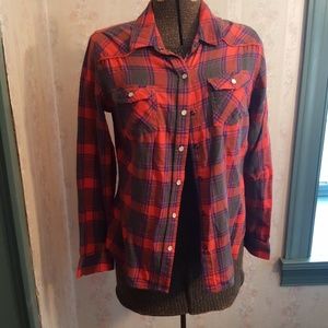 Lightweight flannel shirt